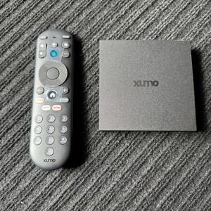Xumo Stream Box ES1 (A) 4K Streaming Media Player with Voice Remote